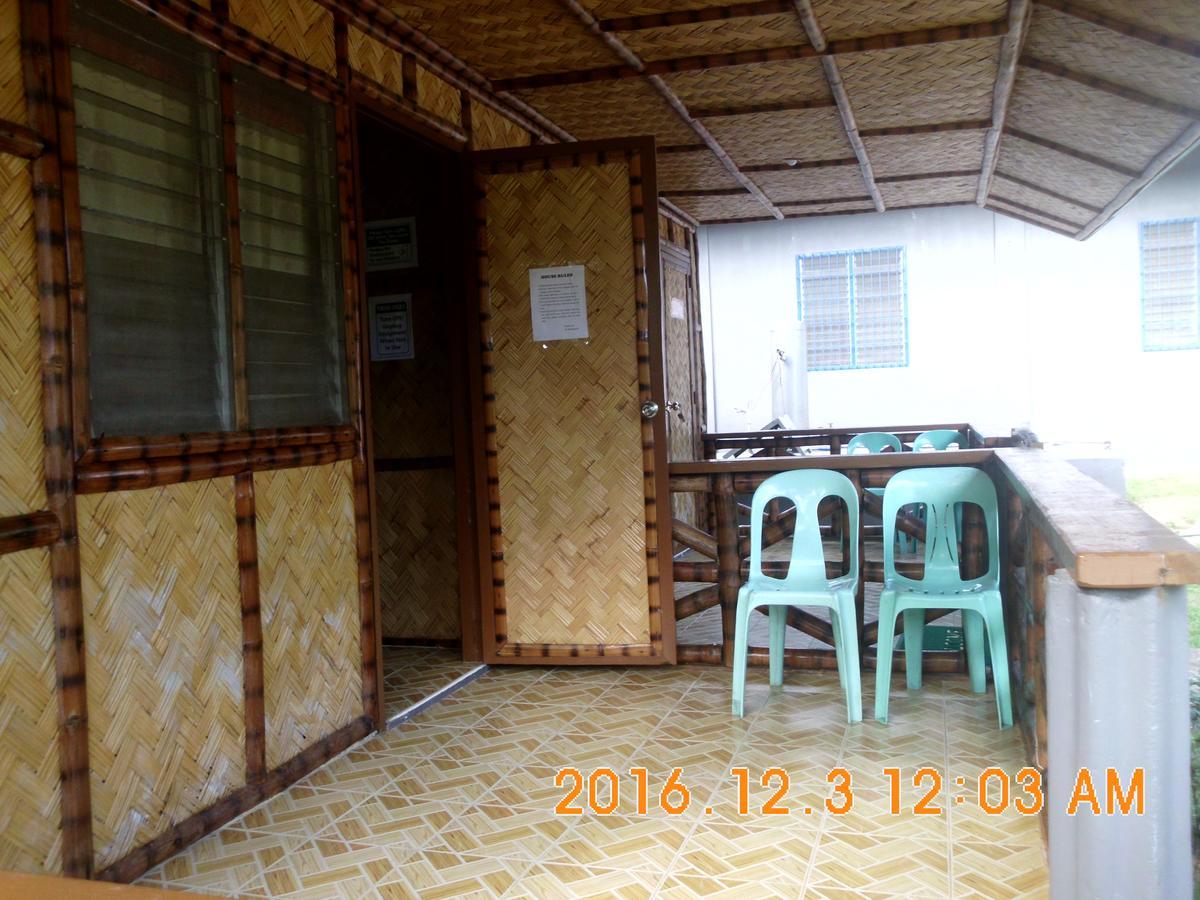 Fat Monkey Hostel Coron Luaran gambar