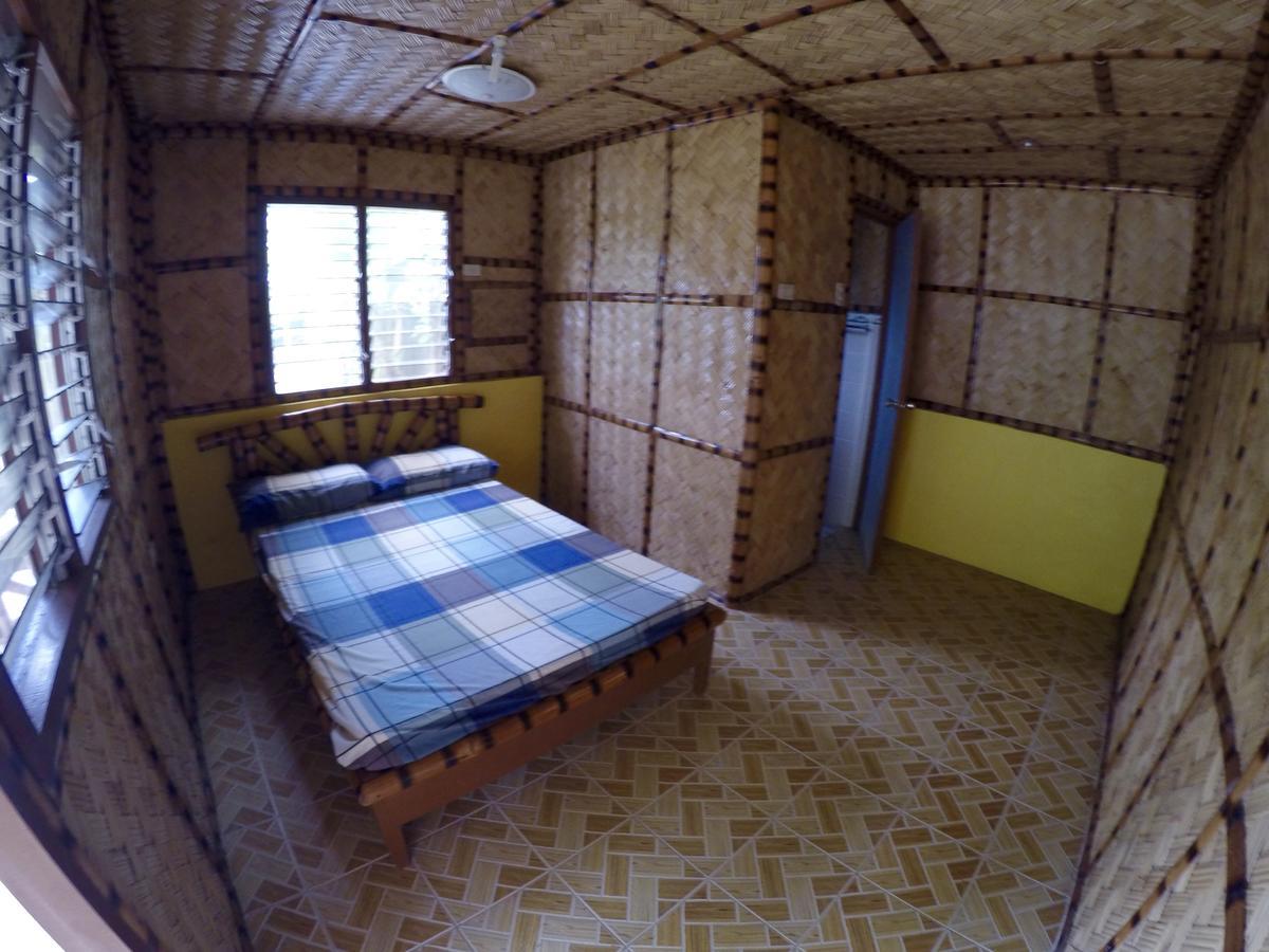 Fat Monkey Hostel Coron Luaran gambar