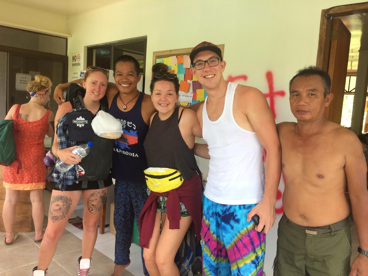 Fat Monkey Hostel Coron Luaran gambar
