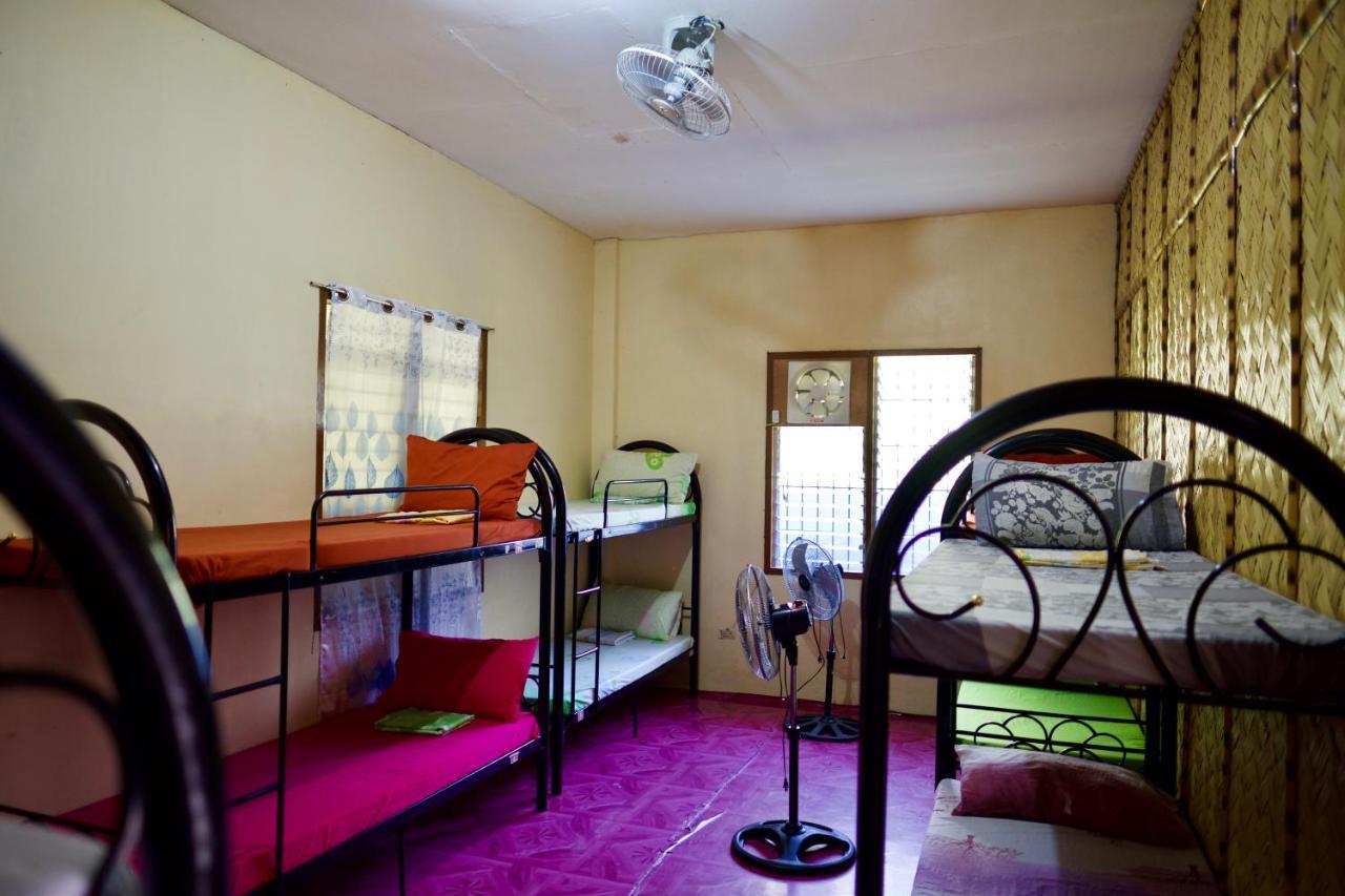 Fat Monkey Hostel Coron Luaran gambar