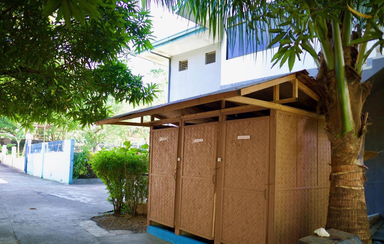 Fat Monkey Hostel Coron Luaran gambar