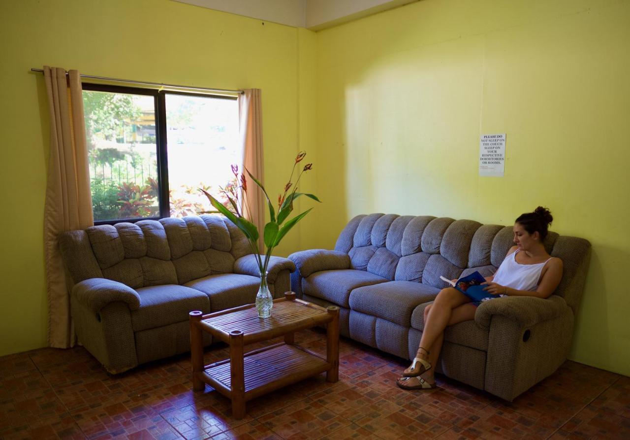 Fat Monkey Hostel Coron Luaran gambar