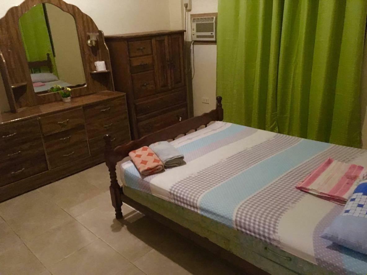 Fat Monkey Hostel Coron Luaran gambar